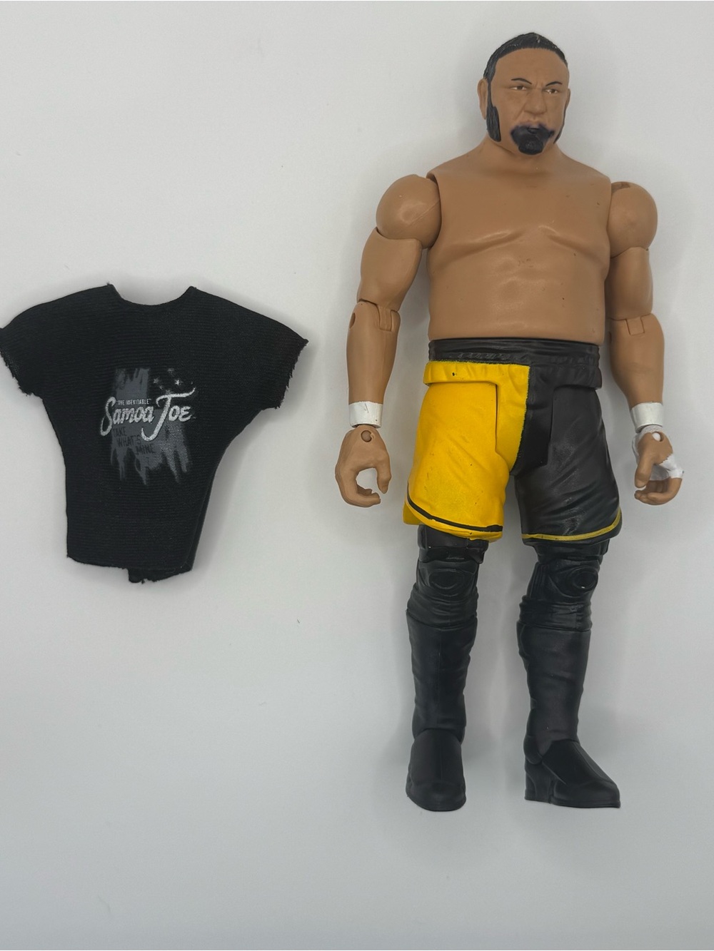 2017 WWE Mattel Basic Series 70 Samoa Joe